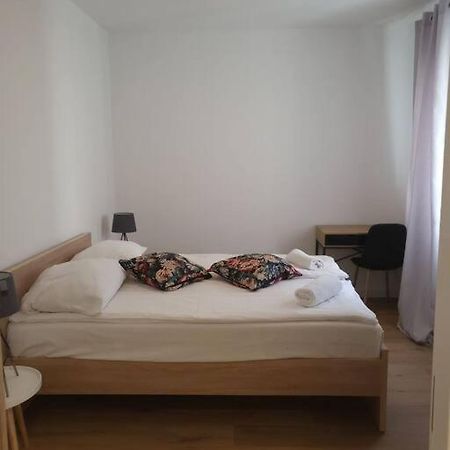 Duzy Apartament W Centrum - 3 Pokoje - Garaz Appartement Wrocław Buitenkant foto